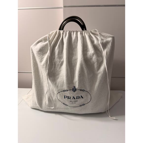 Luxurious Prada Cuir Double Olive-Taupe Leather Tote - Picture 12 of 12